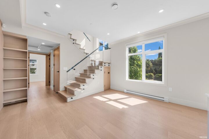 Property Photo: 7711 Granville Street BC V6P 4Y9