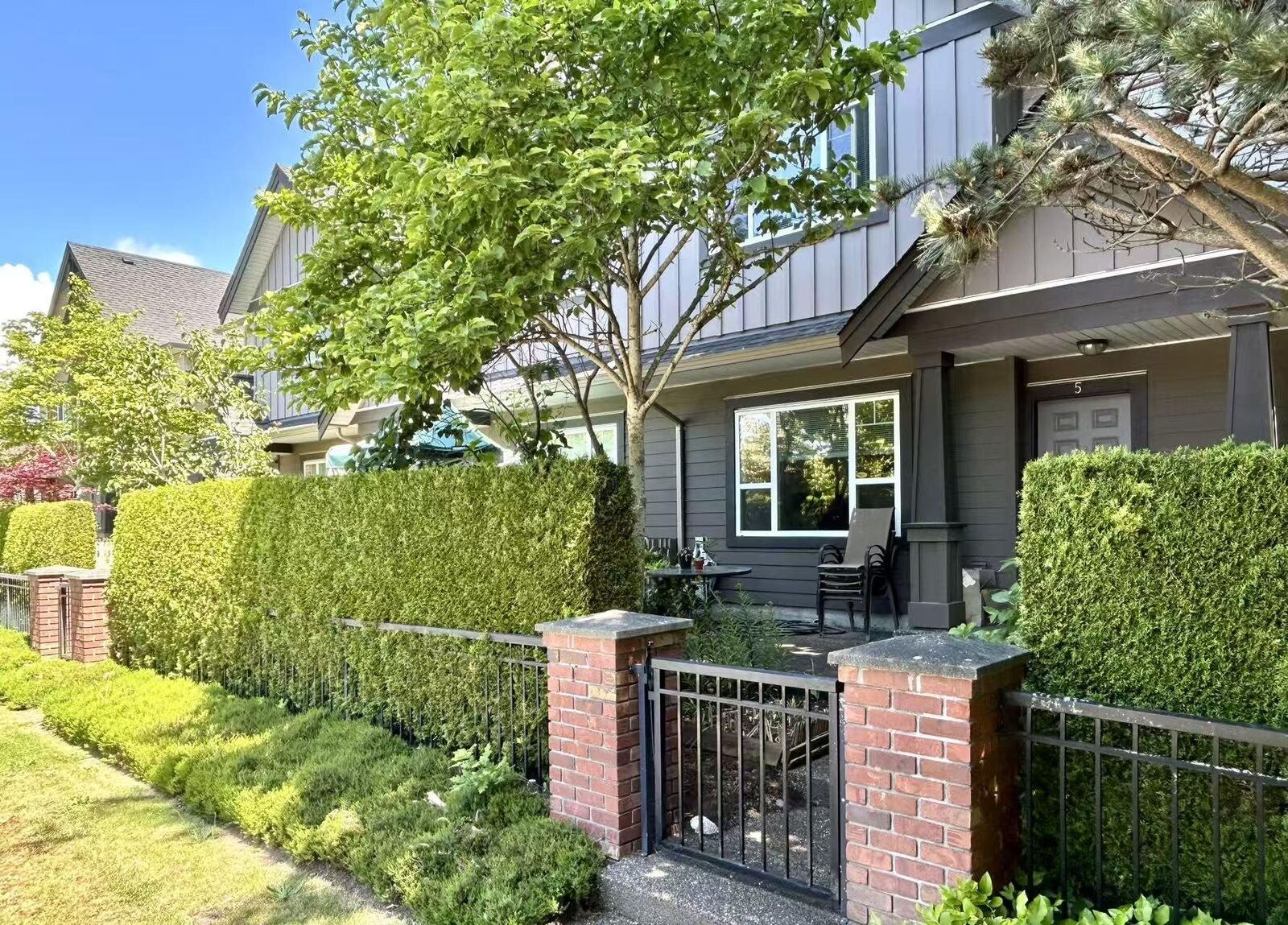 Property Photo: 9699 Sills Avenue 5 BC V6Y 0C8