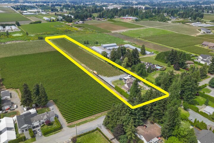 Property Photo: 1189 Gladwin Road BC V2T 5Y4
