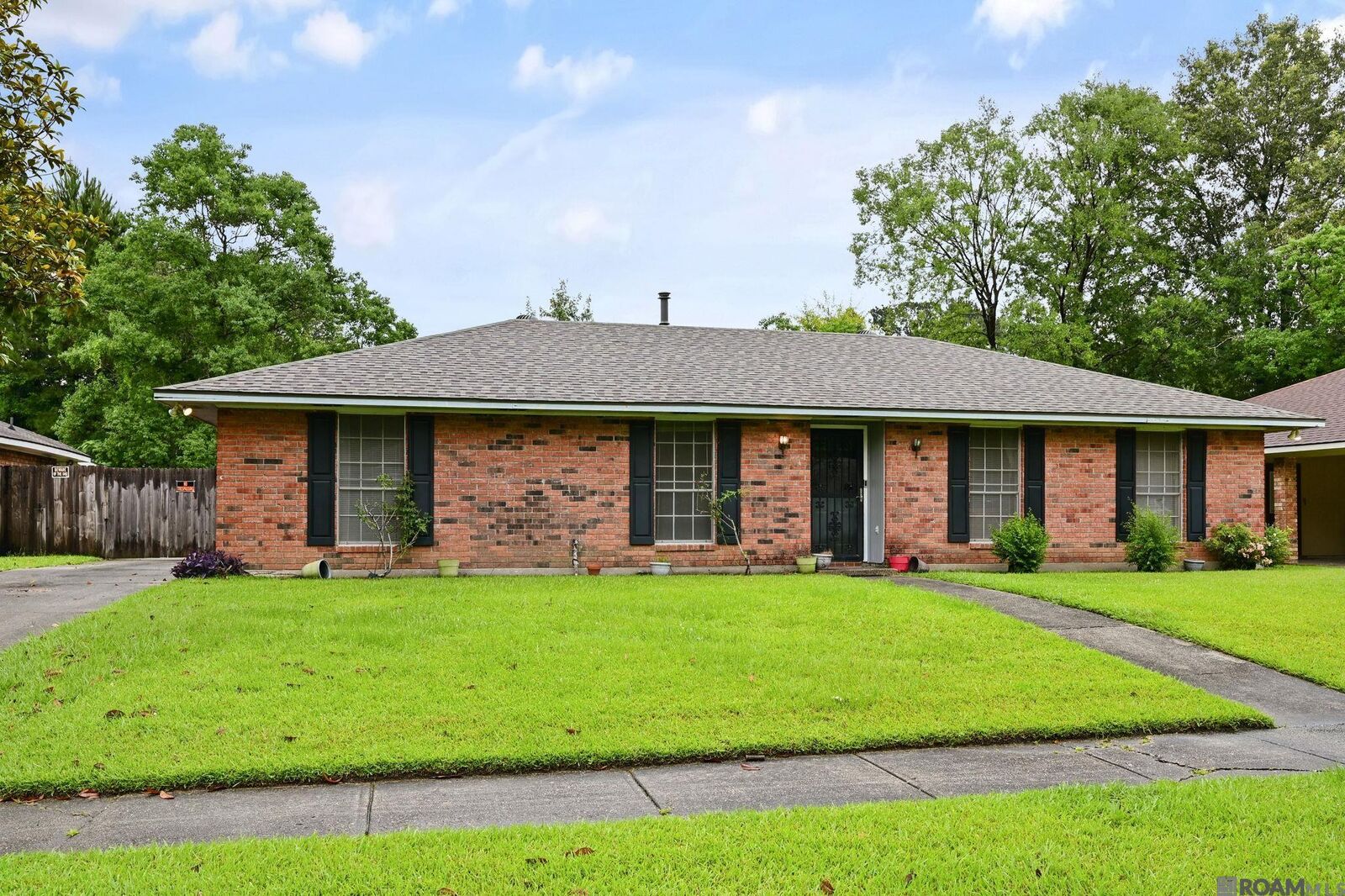 Property Photo:  5334 Wexford Dr  LA 70814 