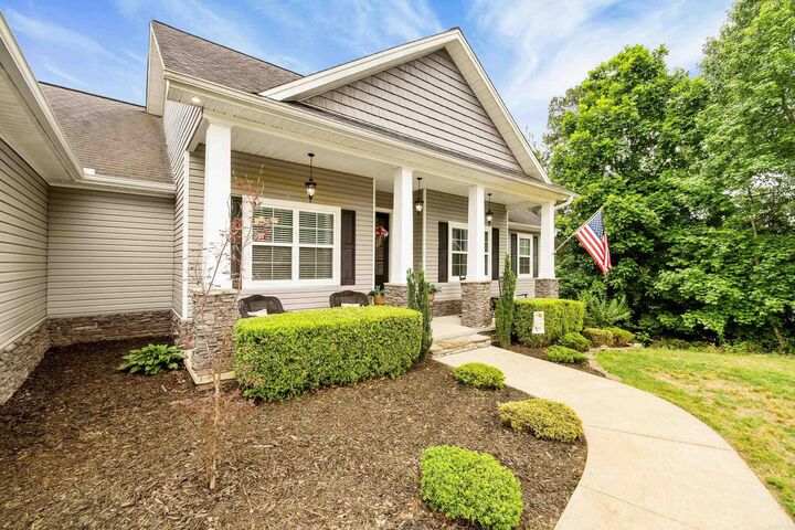 Property Photo: 9026 Diamond Ridge Drive AR 72019