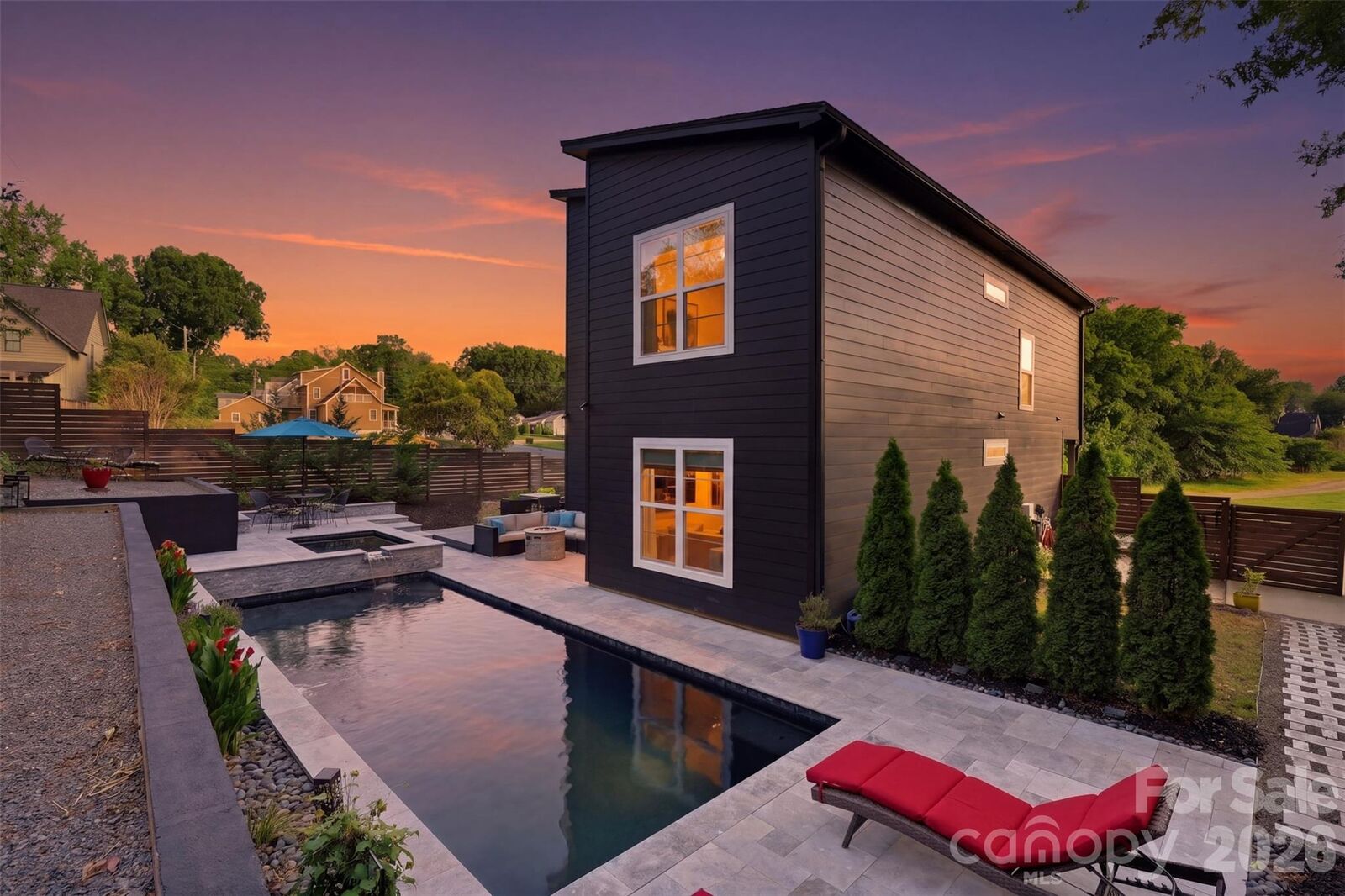 Property Photo: 715 E 28th Street NC 28205