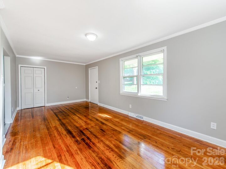 Property Photo:  814 Wilbrown Circle  NC 28217 
