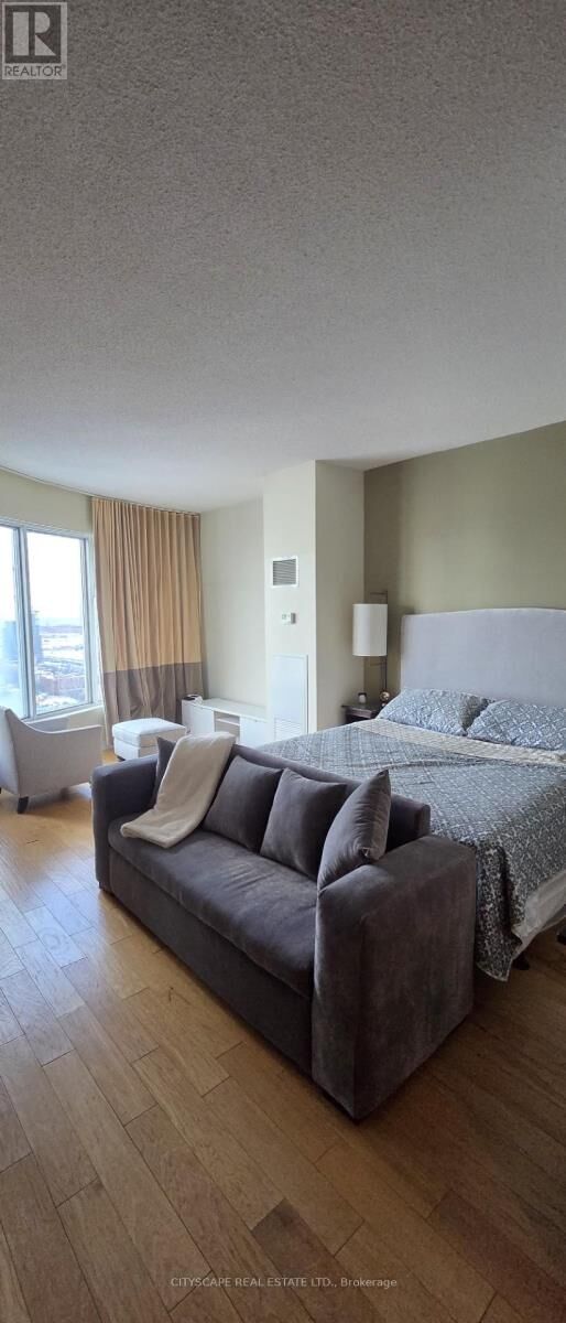 Property Photo:  1 King Street West 3706  ON M5H 1A1 