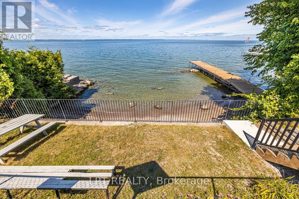 Property Photo: 808 Montsell Avenue ON L0E 1S0