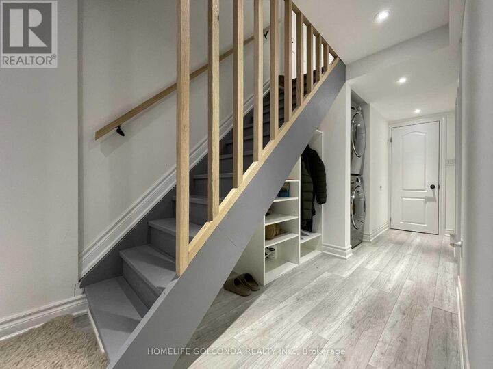 Property Photo:  66 Antique Drive  ON L4E 3X5 