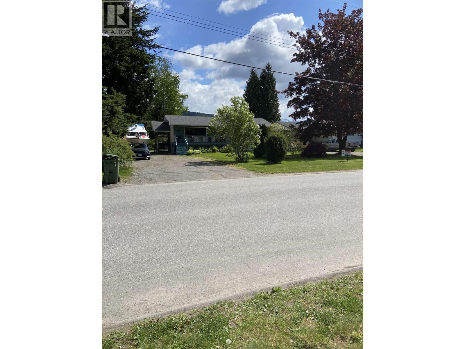 Property Photo:  4012 Munroe Street  BC V8G 3C5 