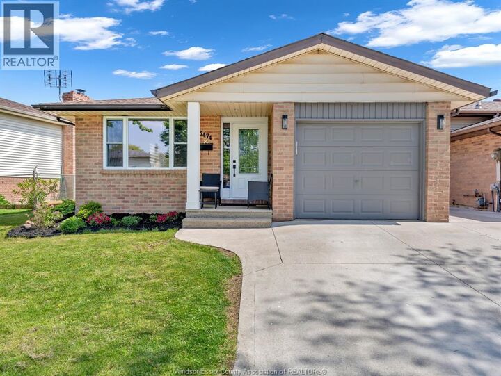 Property Photo: 3474 Deerbrook ON N8R 2E4