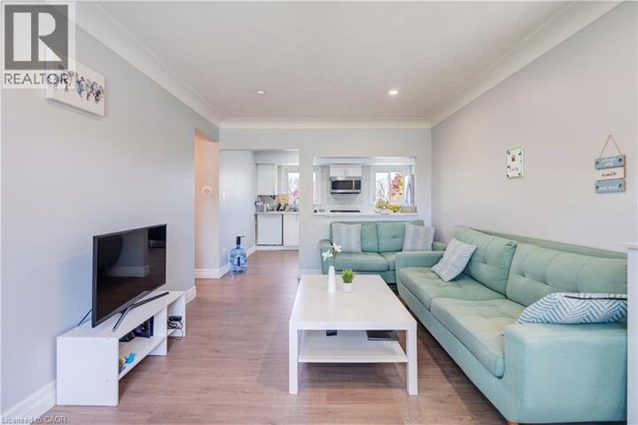 Property Photo:  100 Lauris Avenue  ON N1R 5L4 