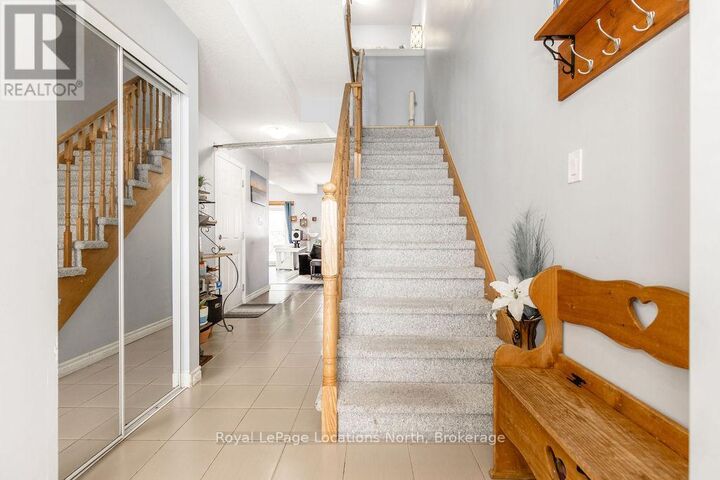 Property Photo:  16 Arcadia Road  ON L9Z 3C7 