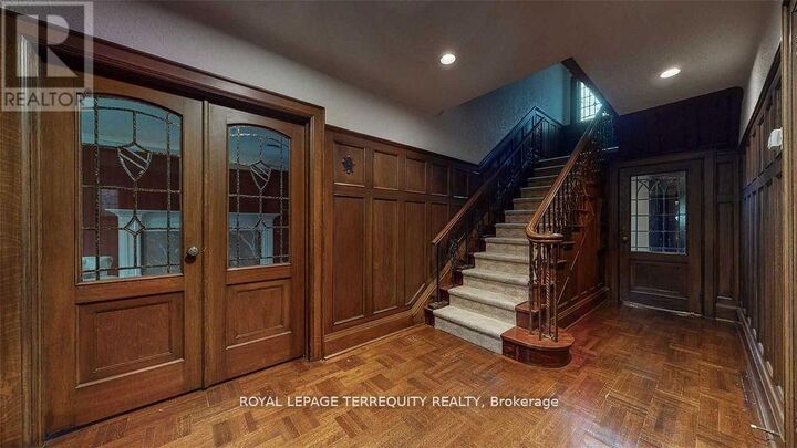 Property Photo:  312 Glenayr Road  ON M5P 3C5 