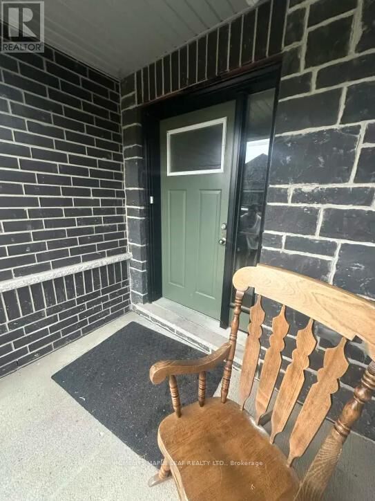 Property Photo:  105 Woodedge Circle  ON N2R 0P8 