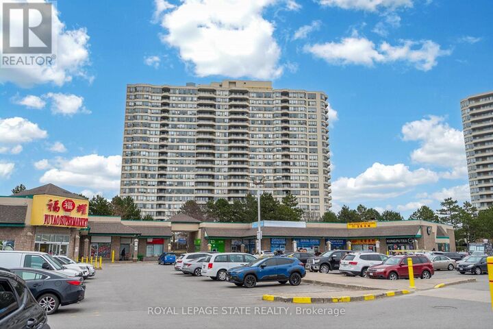 Property Photo:  3 Greystone Walk Drive 1918  ON M1K 5J4 