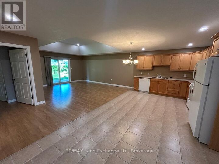 Property Photo:  32 Victoria Street West  ON N0G 2W0 