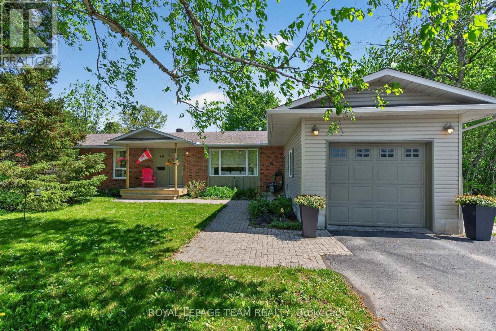 Property Photo:  46 Fortune Street  ON K0A 2Z0 