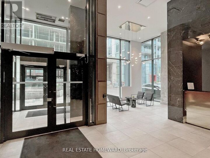 Property Photo:  30 Baseball Place 702  ON M4M 0E7 