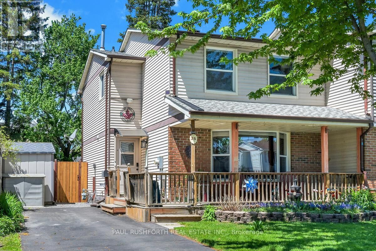 Property Photo:  25 Seabrooke Drive  ON K2L 2H8 