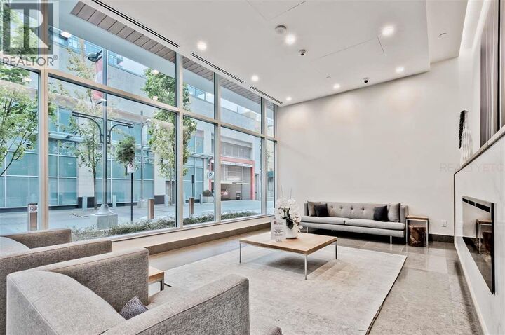 Property Photo:  4670 Assembly Way 3809  BC V5H 0H3 