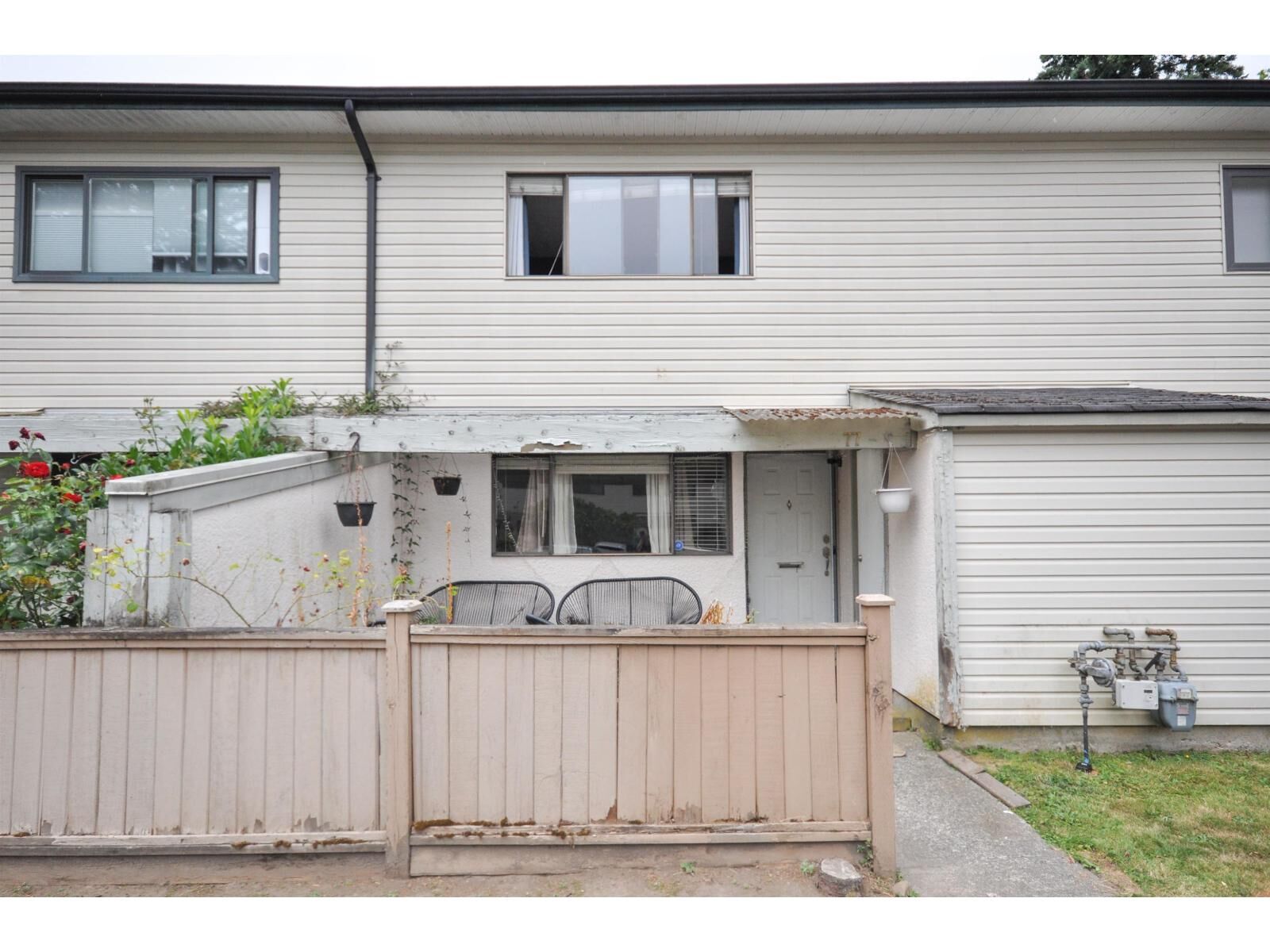 Property Photo: 20350 53 Avenue 77 BC V3A 5T9