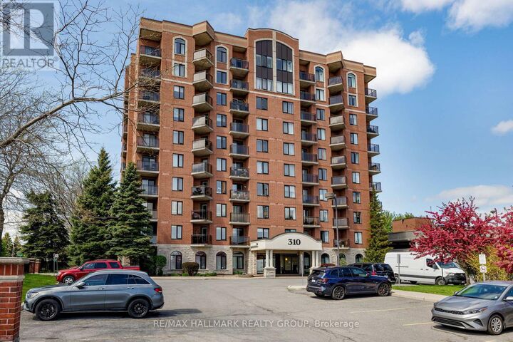 Property Photo:  310 Central Park Drive 6B  ON K2C 4G4 