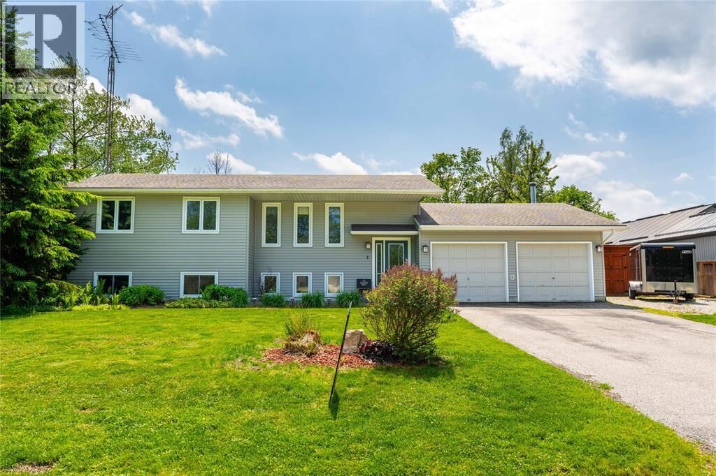 Property Photo: 4083 Collingwood Street ON N0N 1J6