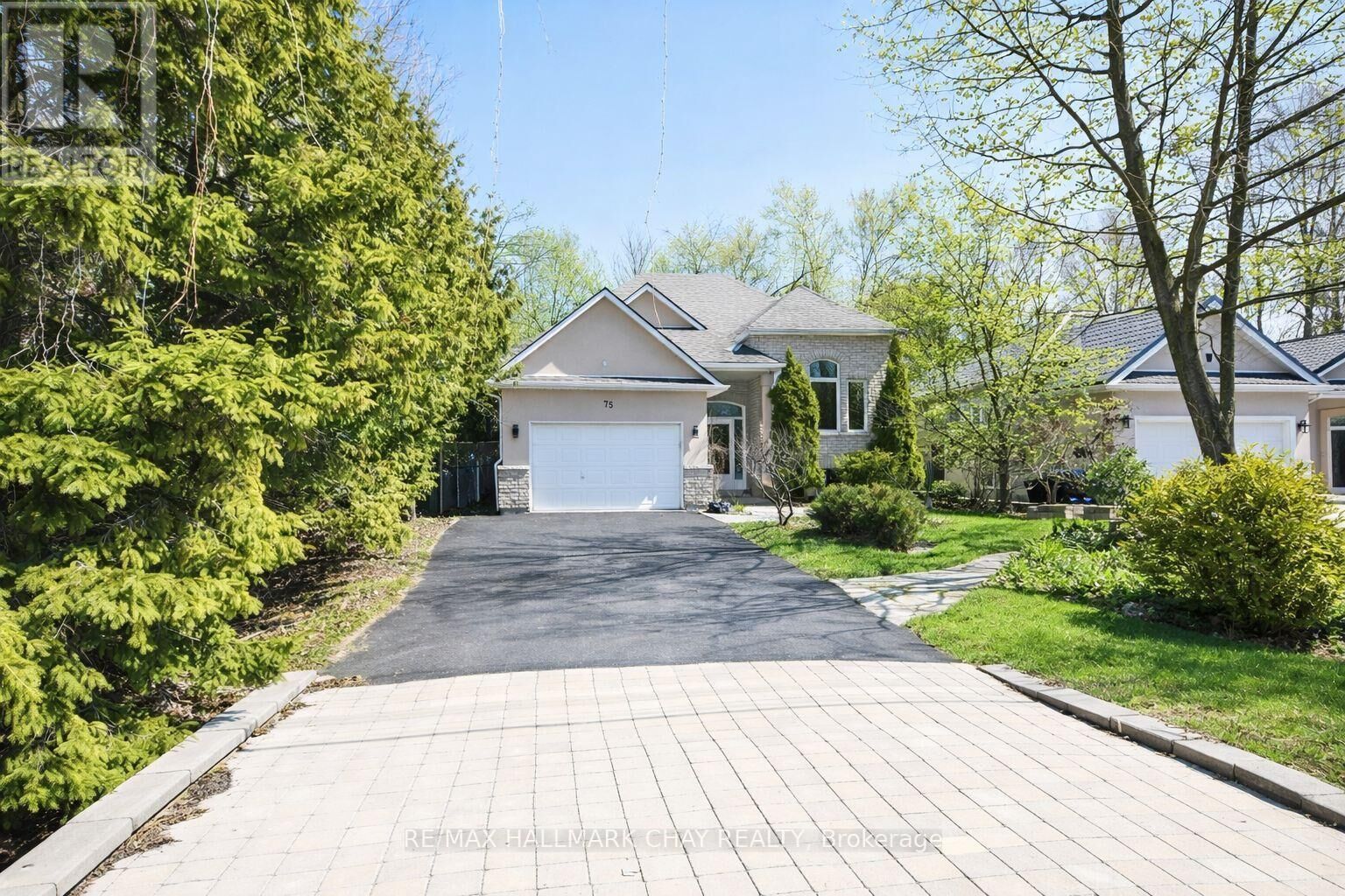 Property Photo:  75 62nd Street South  ON L9Z 1V5 