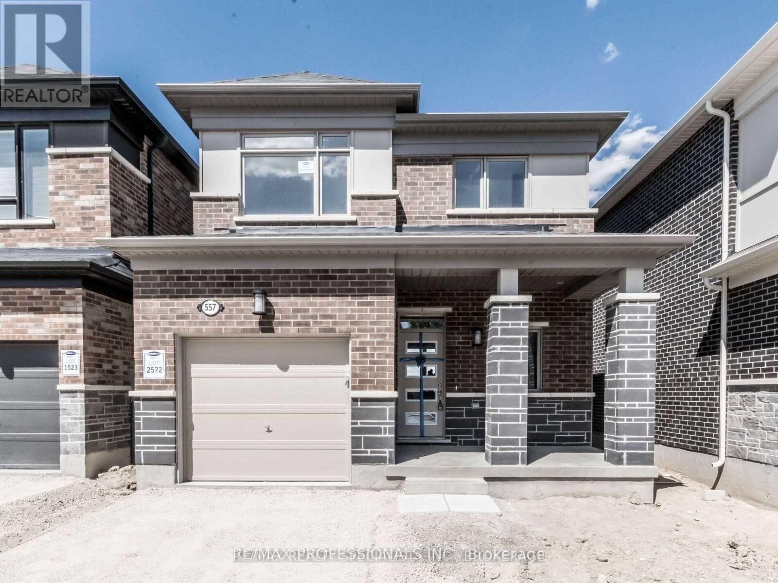 Property Photo:  557 Queen Mary Drive  ON L7A 5H4 