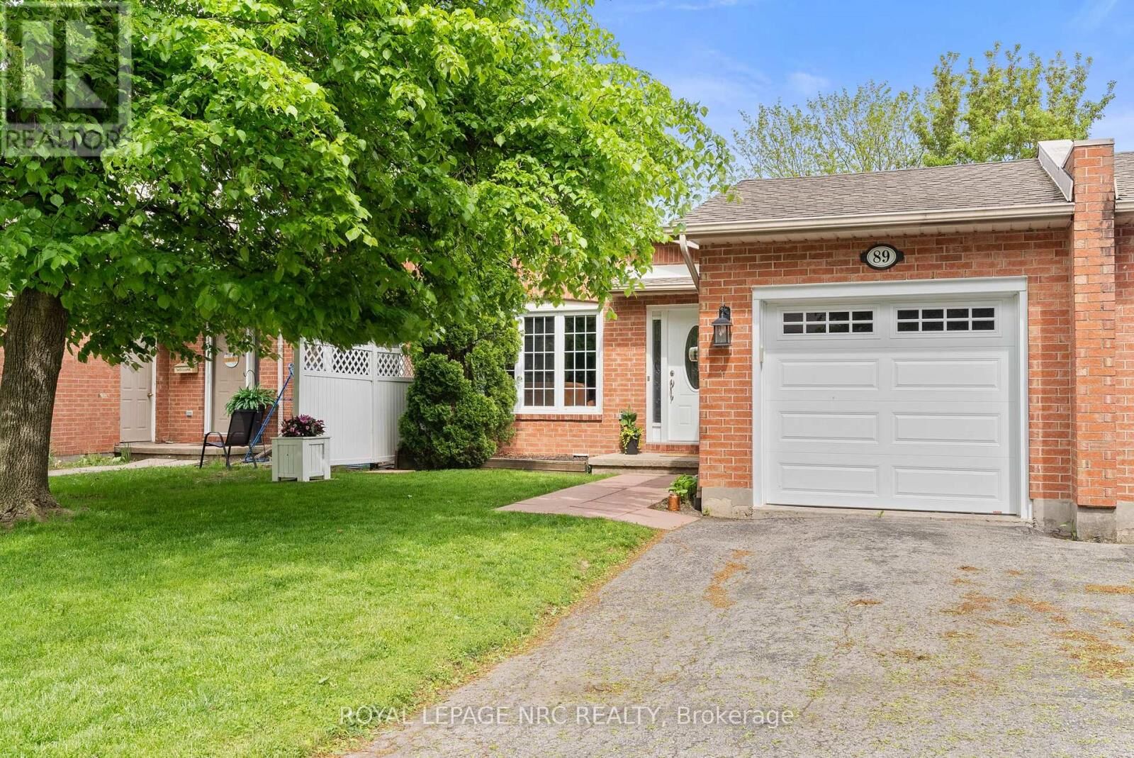 Property Photo: 89 Stoney Brook Crescent ON L2S 3R8