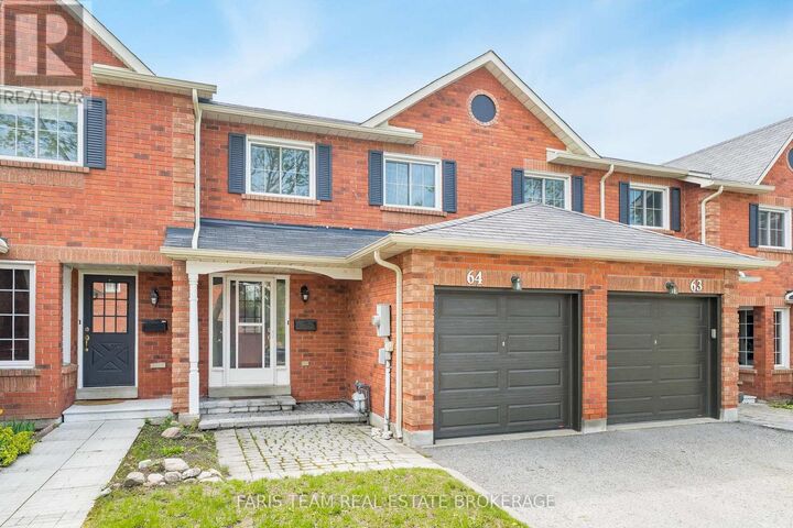 Property Photo:  165 Kozlov Street 64  ON L4N 7M7 