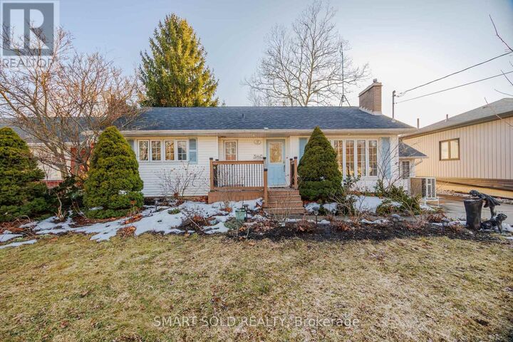 Property Photo: 18 Marlene Drive ON L2T 3E8