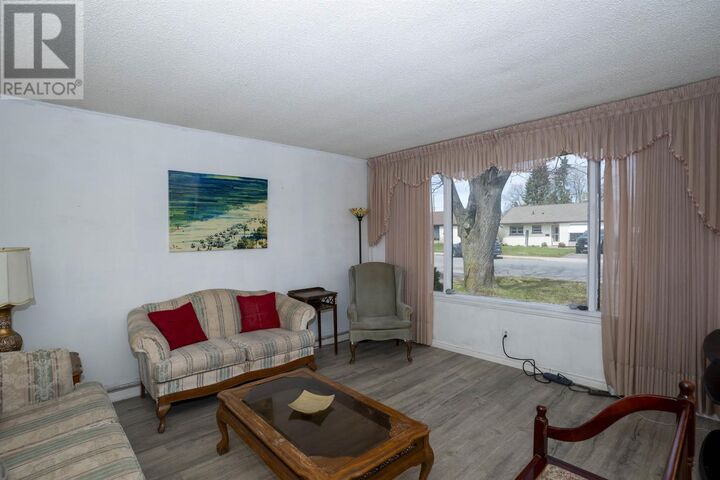 Property Photo: 2102 Begin St E ON P7E 5L5