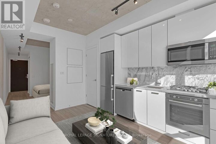 Property Photo: 458 Richmond Street West 1605 ON M5V 0S9