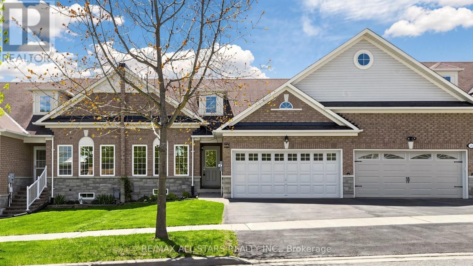 Property Photo: 22 Geo Izatt Drive ON L9P 0A4