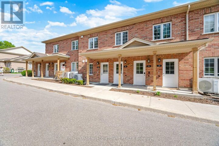 Property Photo:  7 Cityview Drive South 207  ON N1E 0R1 