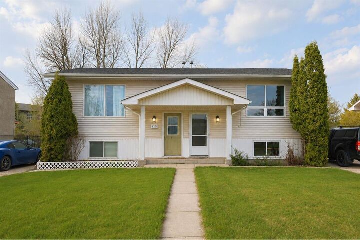 Property Photo: 177 McKenzie Avenue MB R5G 1Z2