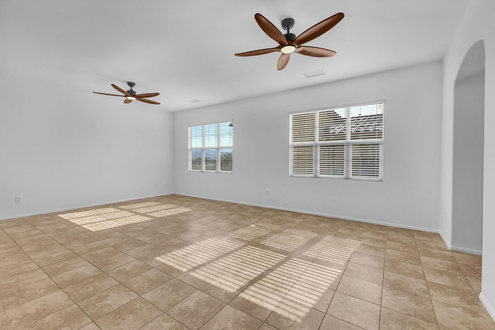 Property Photo:  162 Paseo Bravo  CA 92211 