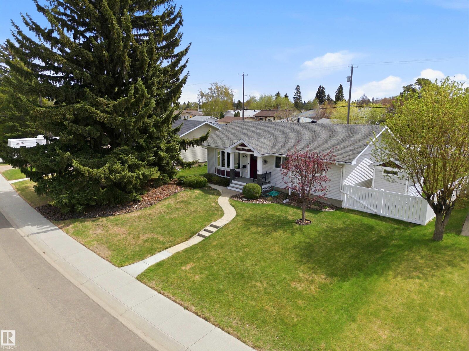 Property Photo: 10663 59 Street NW AB T6A 2K5