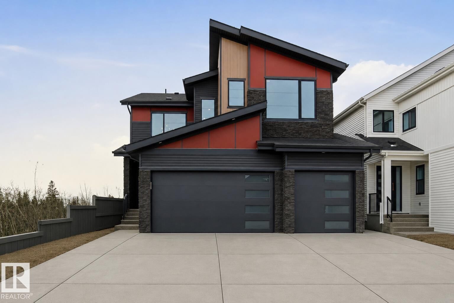 Property Photo: 17108 2 Street NW AB T5Y 4G2