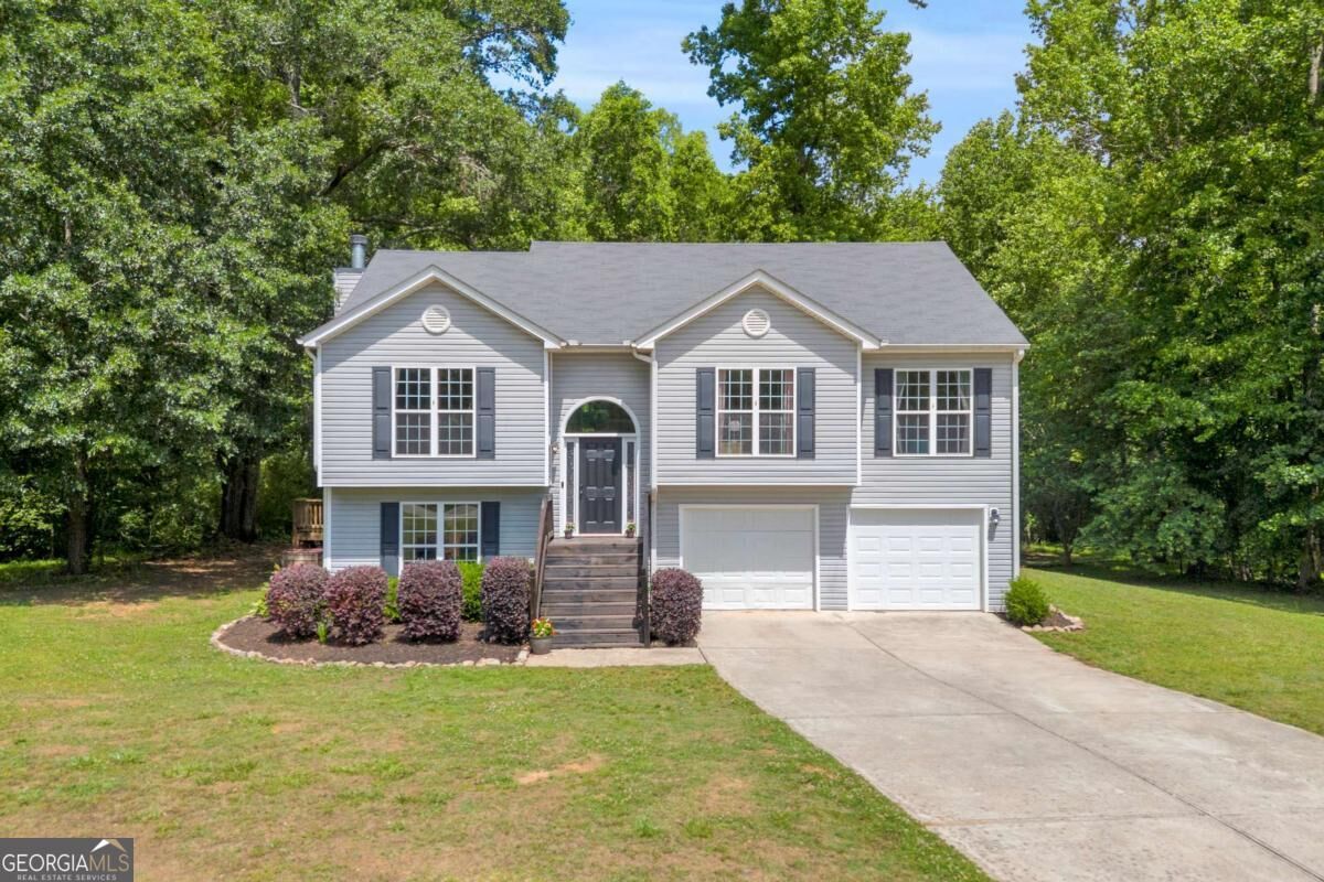 Property Photo: 335 Elizabeth Court GA 30628