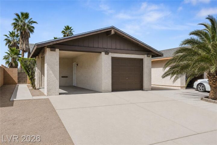Property Photo: 4610 Via San Rafael NV 89103