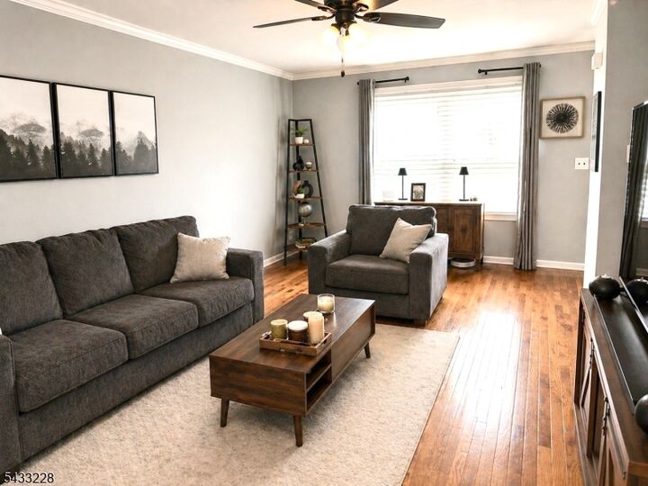 Property Photo:  606 Wedgewood Circle  NJ 08822 