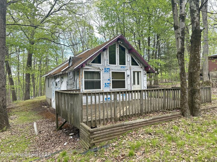 Property Photo:  18 Prescott Road  PA 18661 