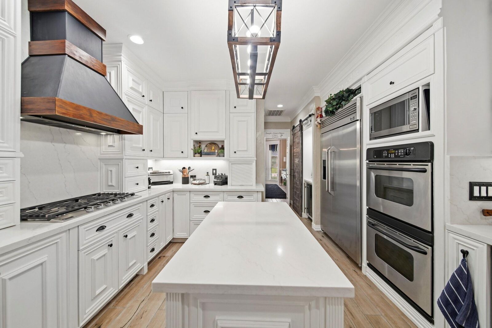 Property Photo:  20303 Silverwood Trail  TX 77433 