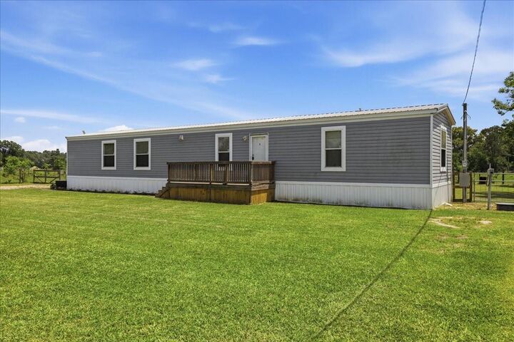 Property Photo:  7655 Cohenour Road  TX 77632 