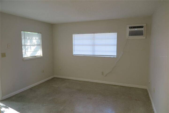 Property Photo: 509 NW 19th Lane C FL 32609