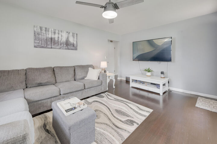 Property Photo:  5427 S 112th St St  WI 53130 