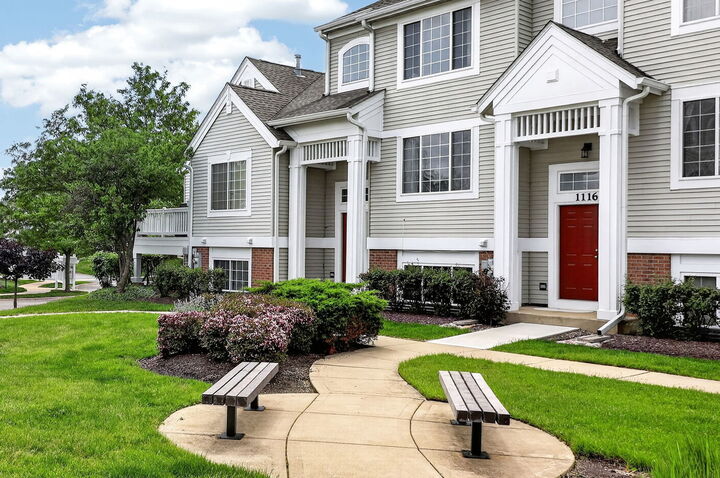 Property Photo: 1114 Andover Court IL 60139