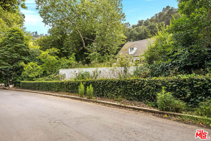 Property Photo:  1495 Stone Canyon Road  CA 90077 
