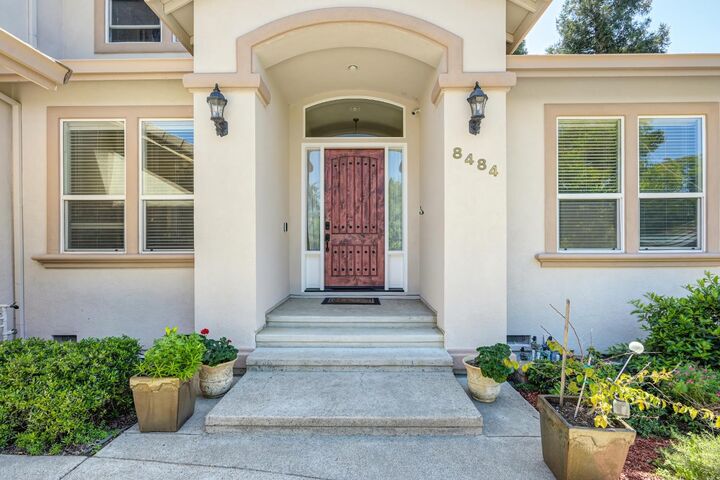 Property Photo:  8484 Cobble Creek Lane  CA 95662 