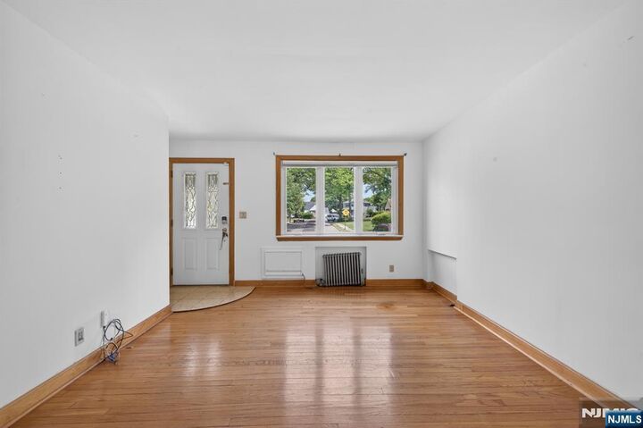 Property Photo:  28 Livingston Place  NJ 07666 